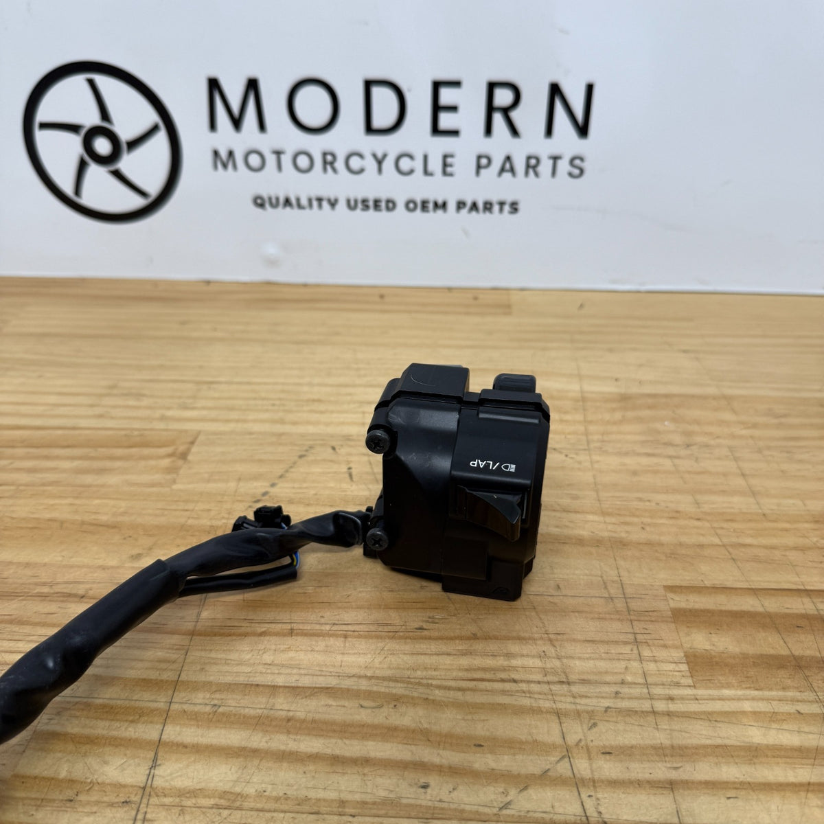 Yamaha YZF-R1 2015-2019 Left Switch Block 2CR-83969-01 2CR-83969-00 Genuine OEM