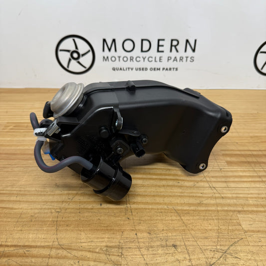 Yamaha YZF-R1 2015-2019 Air Intake Duct Assembly 2CR-2832E-01 Genuine OEM