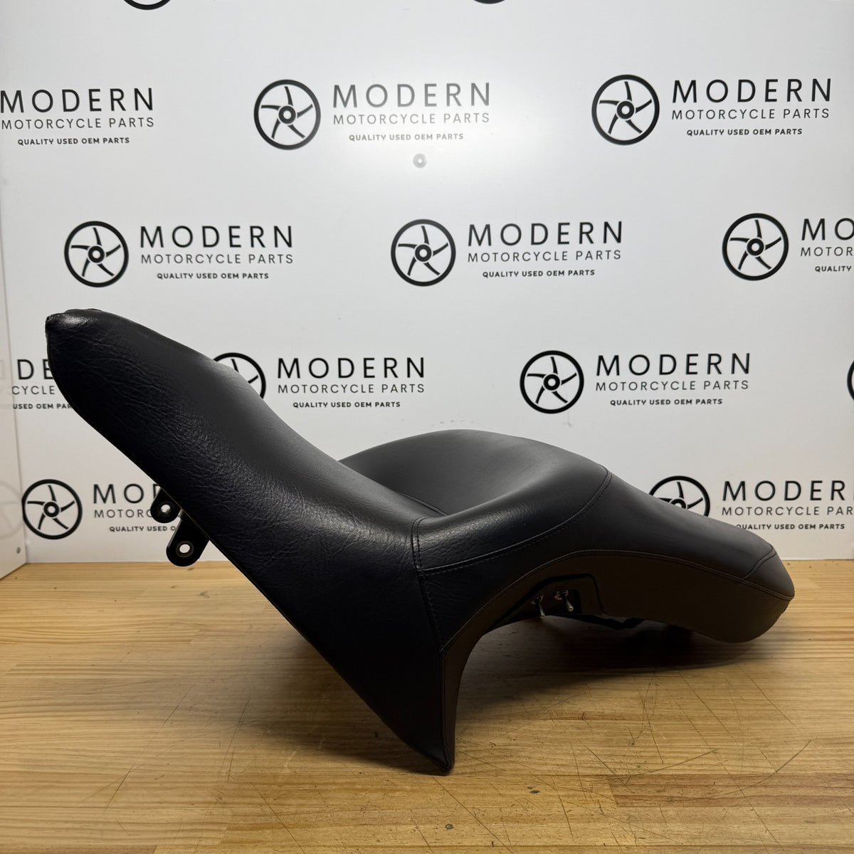 Victory Cross Country 2010 to 2016 One-Piece Seat 5438107 Genuine OEM