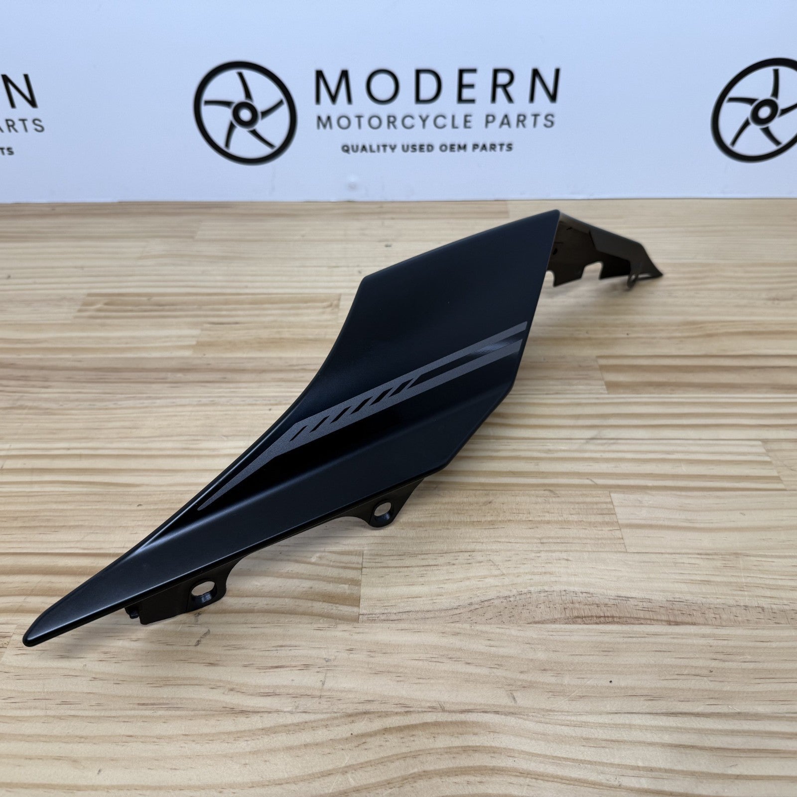 Yamaha YZF-R1 2020+ Left Tail Fairing Black D45-W2171-10-P7 Genuine OEM