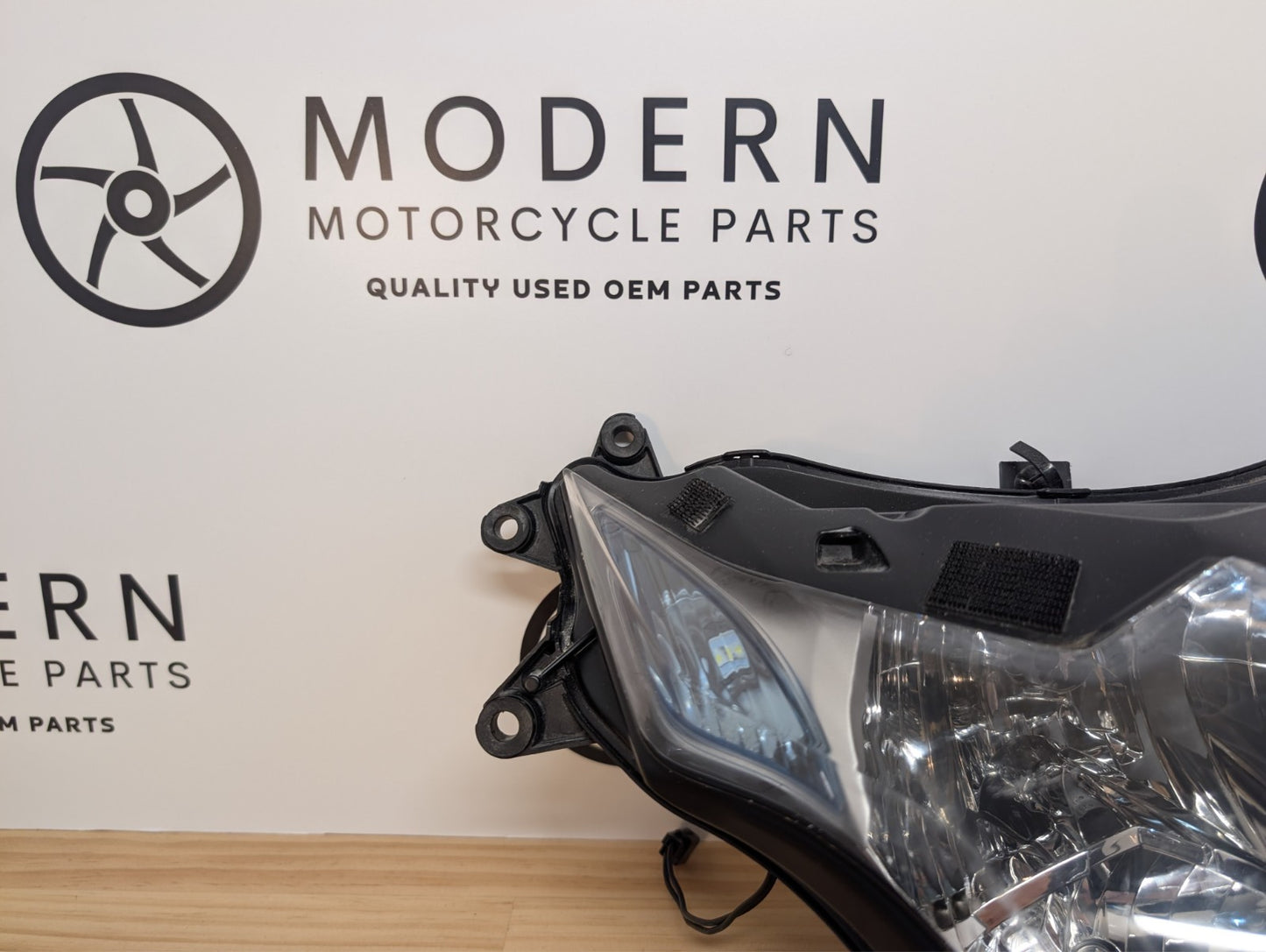 Suzuki GSXR1000 2009 2016 Headlight Assembly 35100-47H02-999