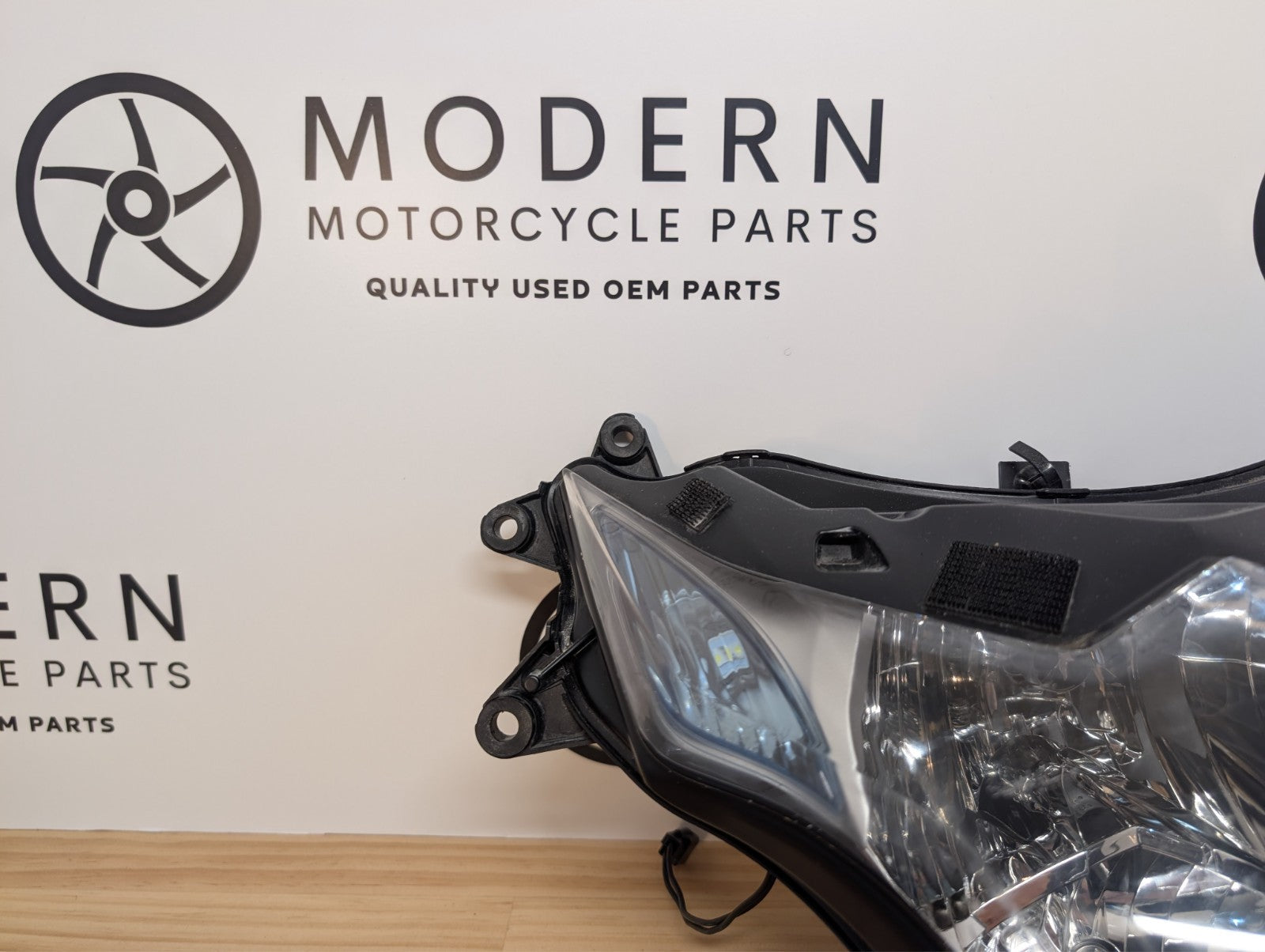 Suzuki GSXR1000 2009 2016 Headlight Assembly 35100-47H02-999