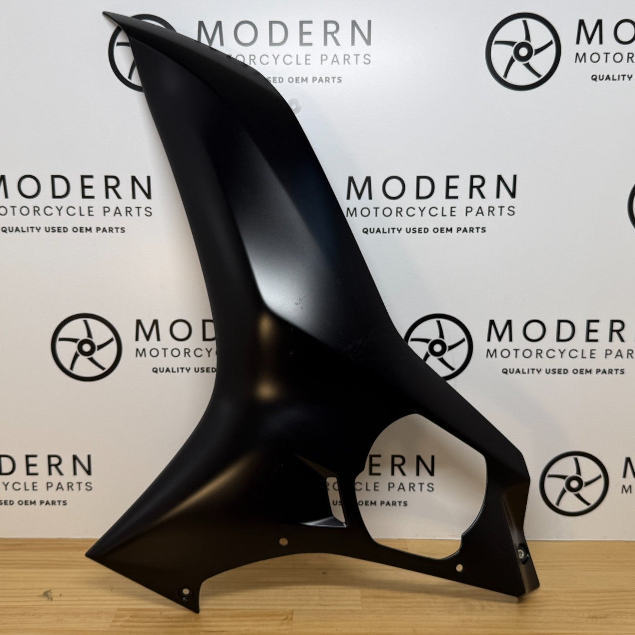 Yamaha YZF-R6 2017+ Left Fairing Outer Black Genuine OEM BN6-W283U-00-P0