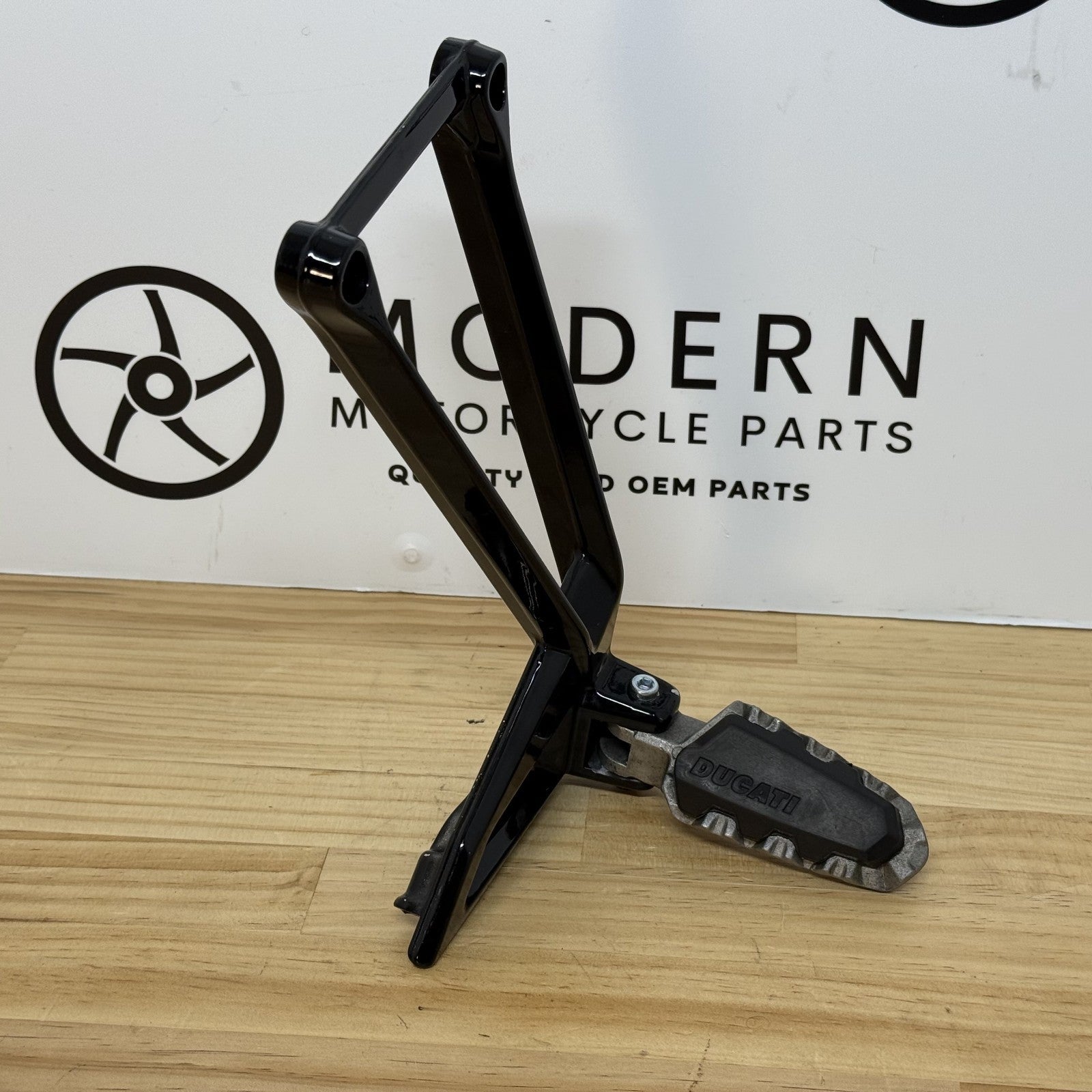 Ducati Multistrada 1200S 2010-2014 Rear Right Passenge Footrest 82411693AA