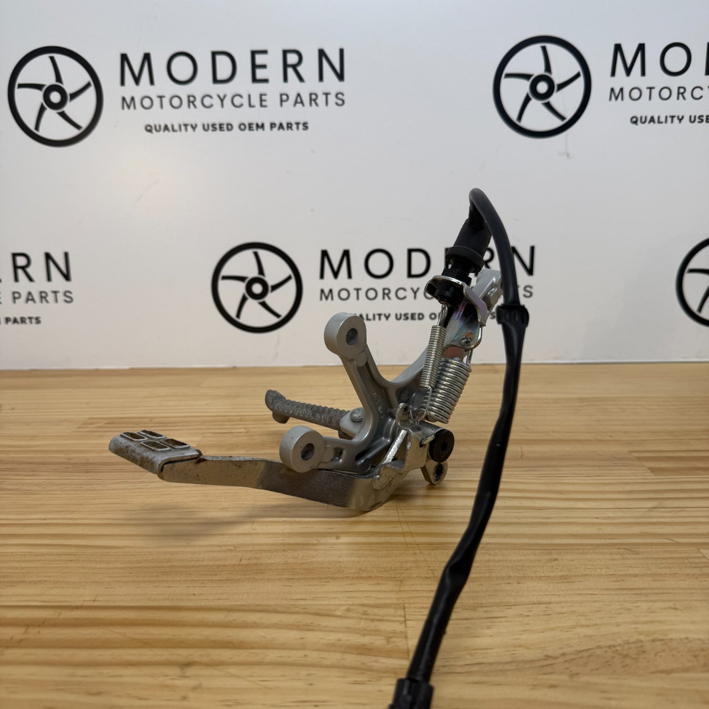 Yamaha YZF-R3 MT-03 2015 to 2025 Right Rearset Complete 1WD-F7443-00 Genuine OEM