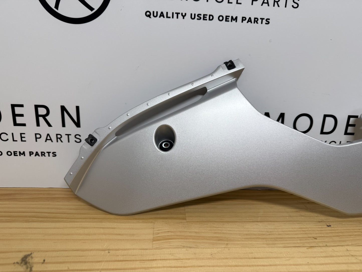 Yamaha YZF-R6 2017-2024 Left Lower Fairing Silver #2 BN6-28385-00-P1 Genuine OEM