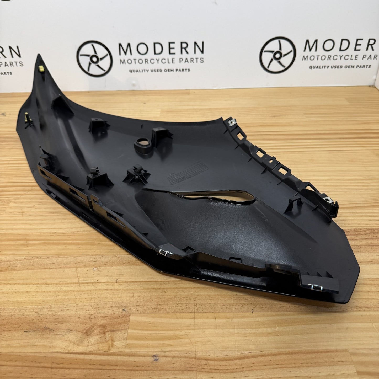 Yamaha YZF-R7 2022-2025 Left Upper Fairing Black BEB-W2835U-00-P0 Genuine OEM