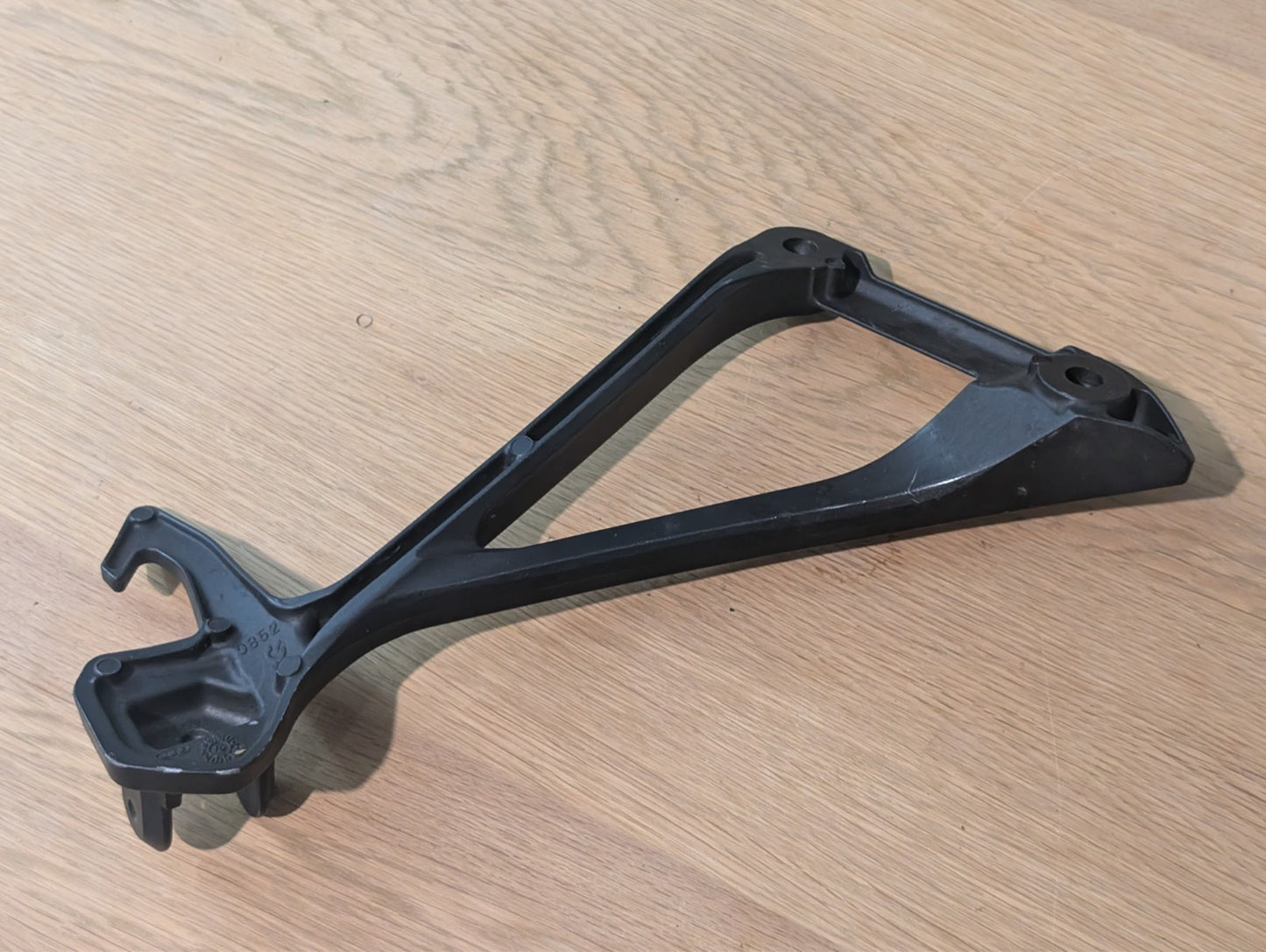 Kawasaki ZX10R Gen 4 2011-2015 Left Pillion Peg Bracket 35063085218R