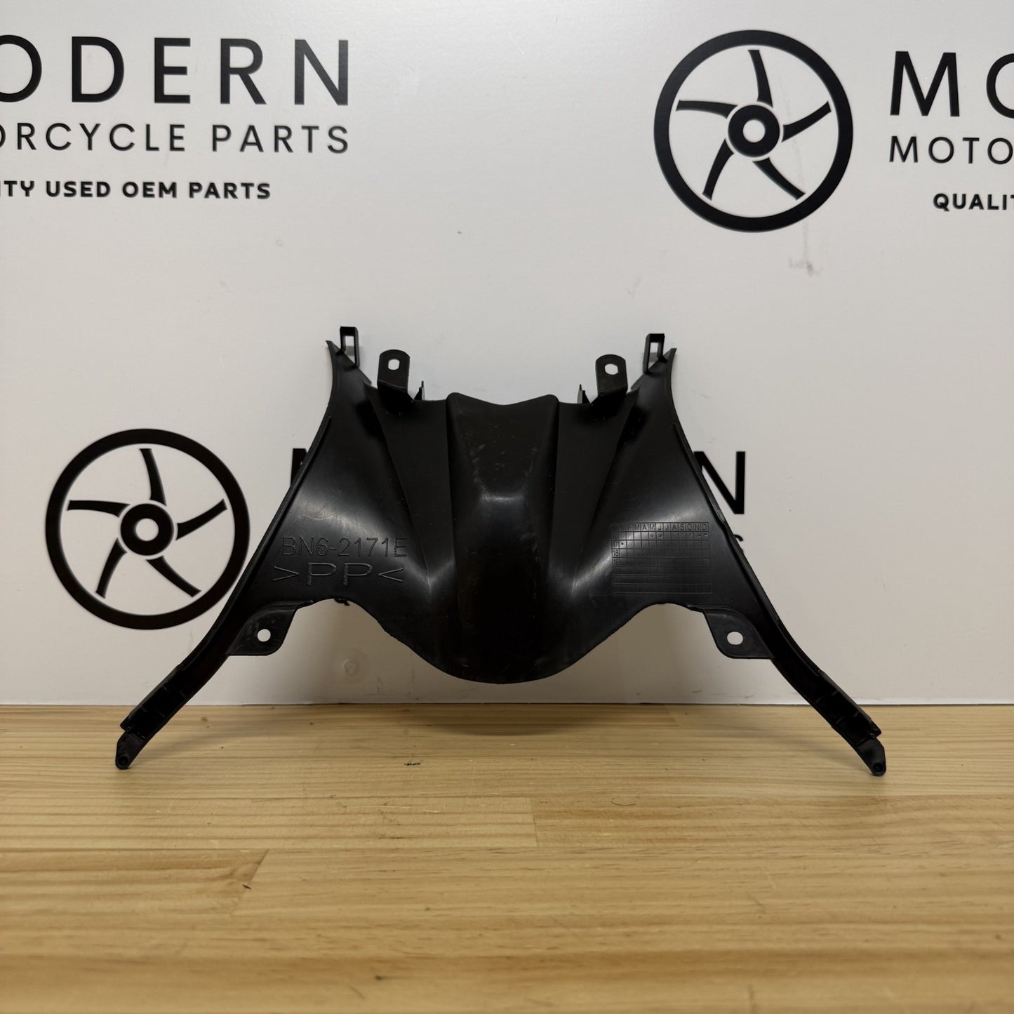Yamaha YZF-R6 2017-2024 Centre Tail BN6-2171E-00 Genuine OEM