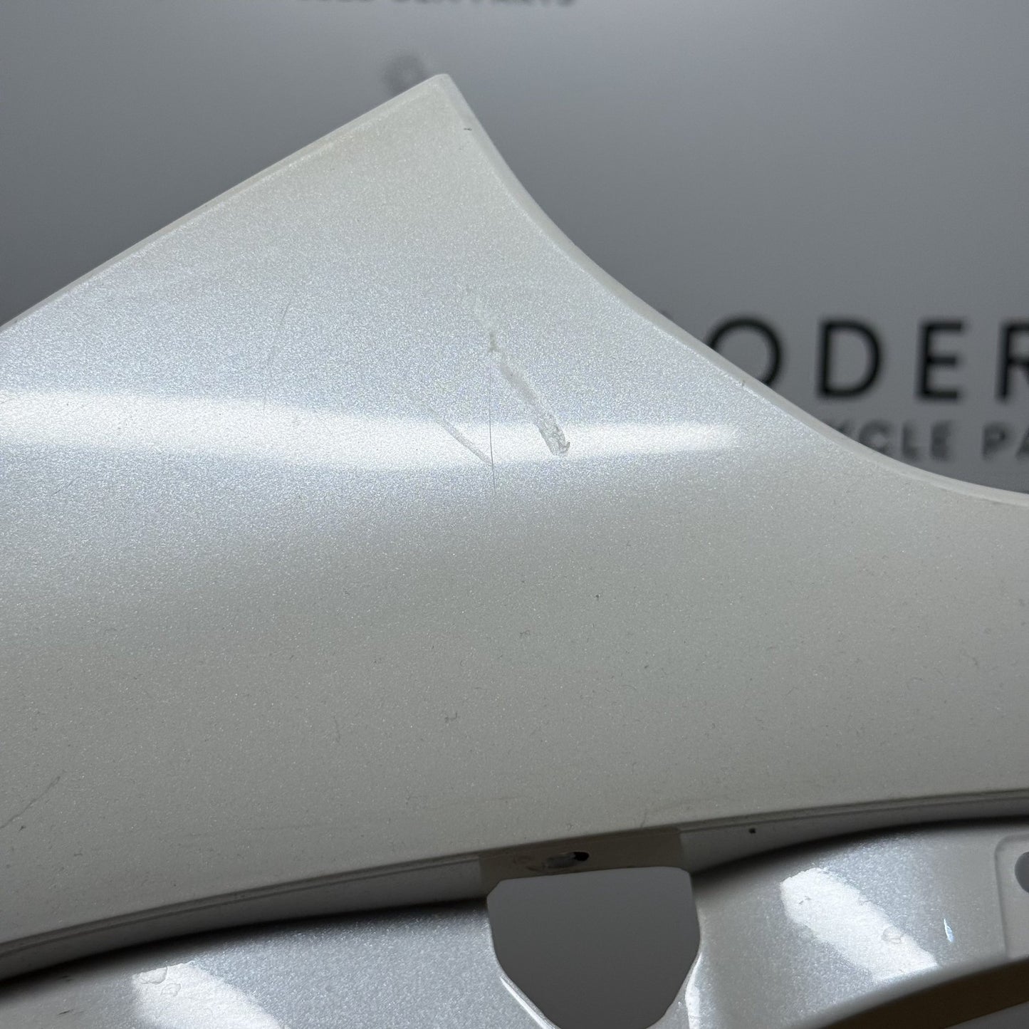 Triumph Daytona 675R 675 2013-2017 Cockpit Lower Fairing White T2309450 OEM