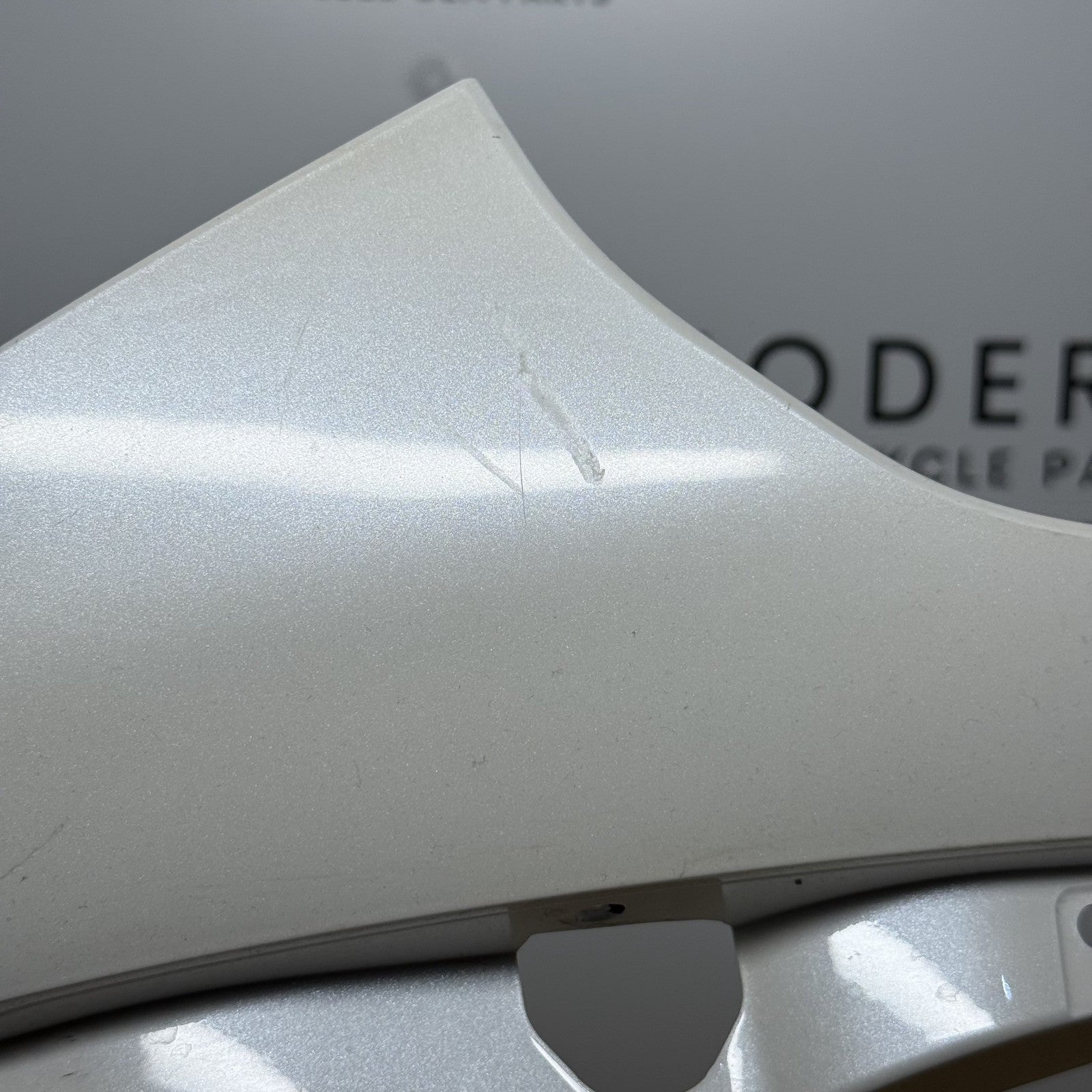 Triumph Daytona 675R 675 2013-2017 Cockpit Lower Fairing White T2309450 OEM