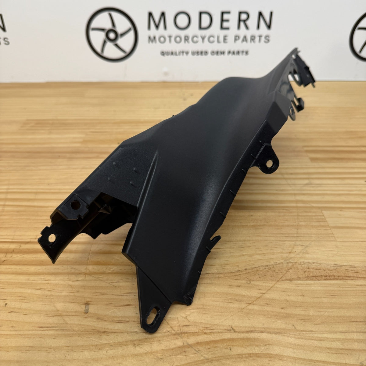 Yamaha YZF-R7 2022-2025 Right Infill Fairing BEB-21741 Genuine OEM