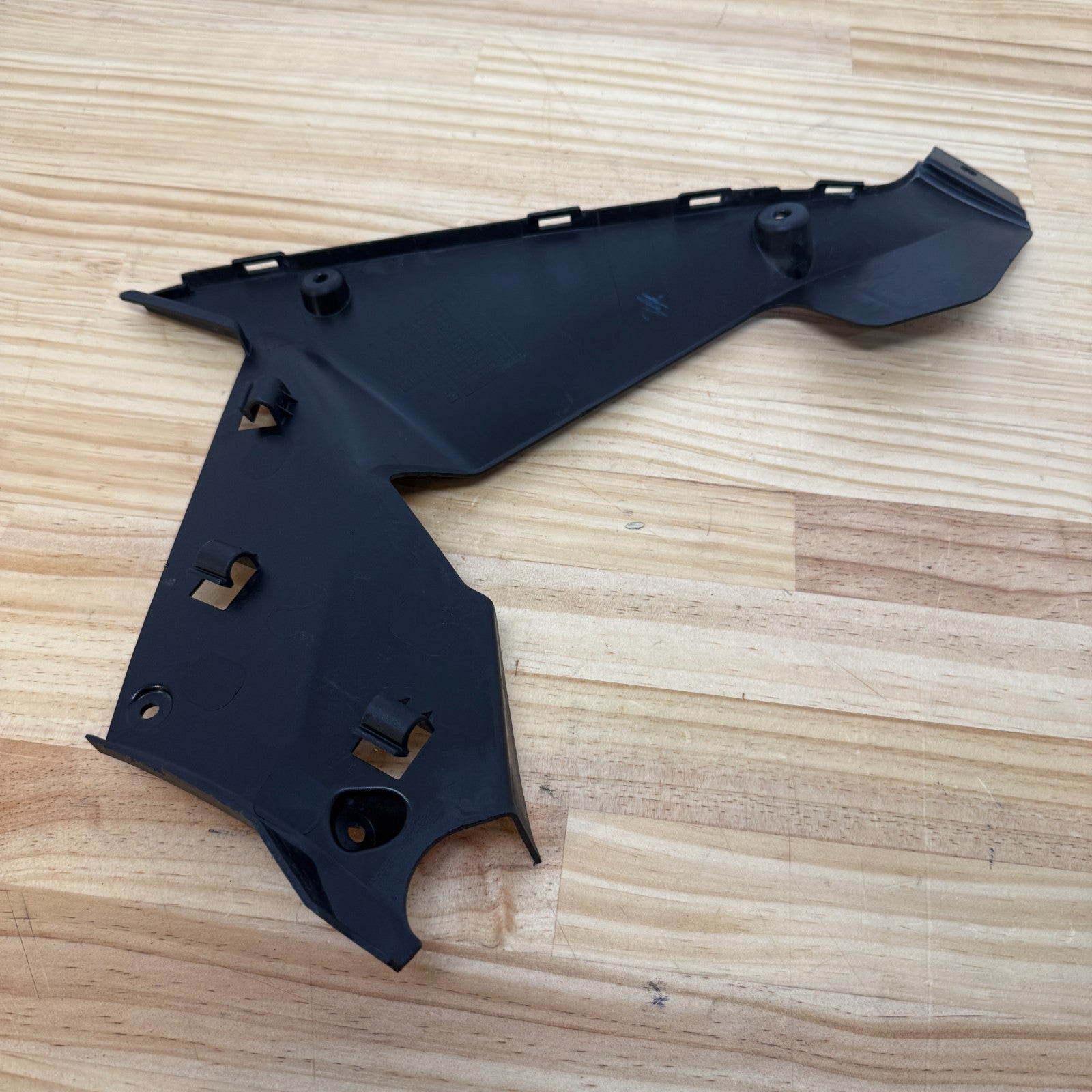 Yamaha YZF-R3 2019-2024 Right Infill Fairing Panel BS7-F836L-00 Genuine OEM