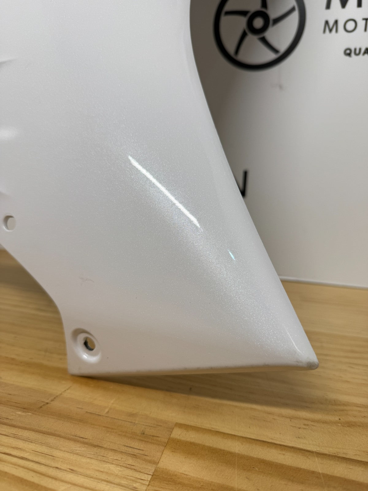 Yamaha YZF-R6 2017-2024 Right Outer Fairing White BN6-W2835V-00-P0 Genuine OEM