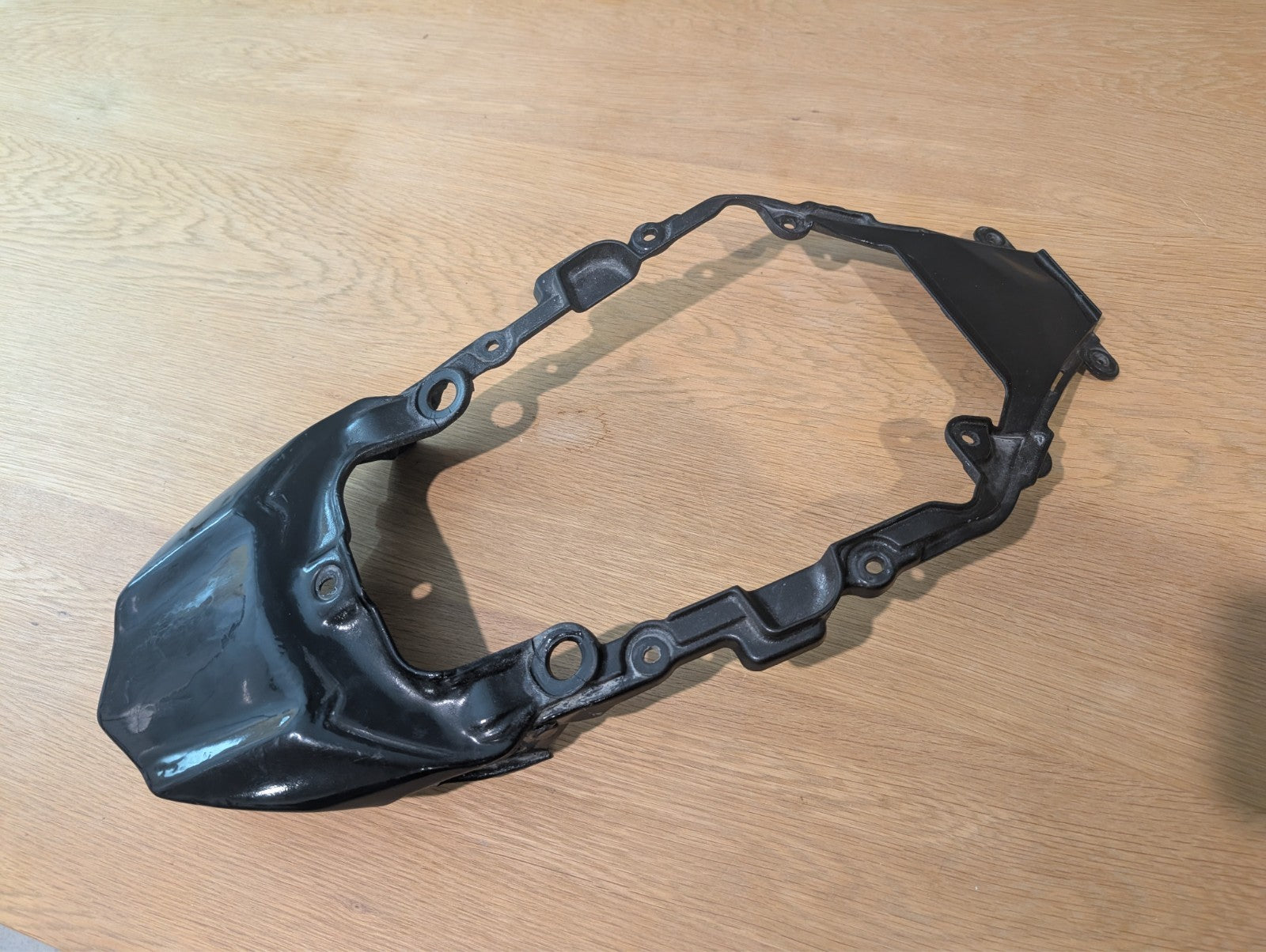 Suzuki GSXR1000 L1 L2 L3 2010 2016 Centre Tail fairing 47300-47H01-019