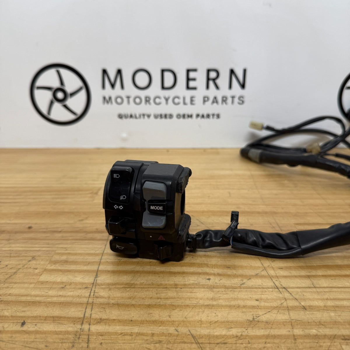 Yamaha YZF-R1 2015-2019 Left Switch Block 2CR-83969-01 2CR-83969-00 Genuine OEM