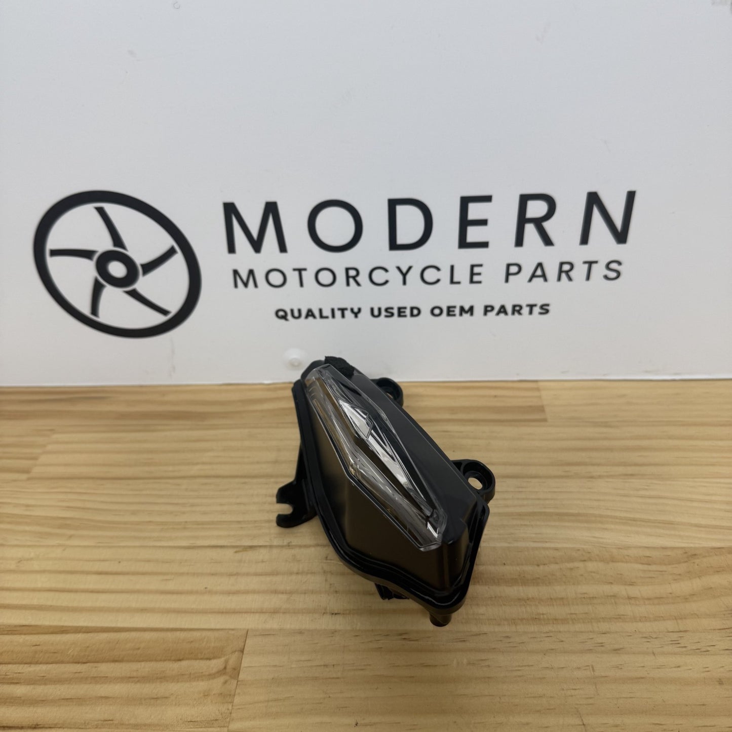 Yamaha YZF-R1 2020+ Right Headlight DRL Pilot B3L-84302-00 Genuine OEM