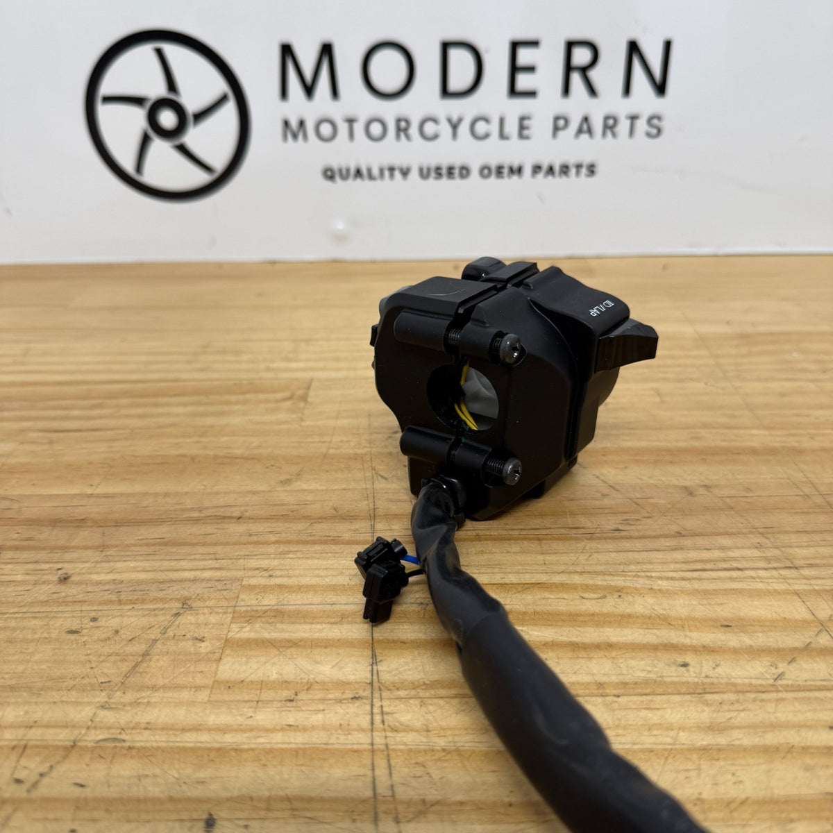 Yamaha YZF-R1 2015-2019 Left Switch Block 2CR-83969-01 2CR-83969-00 Genuine OEM