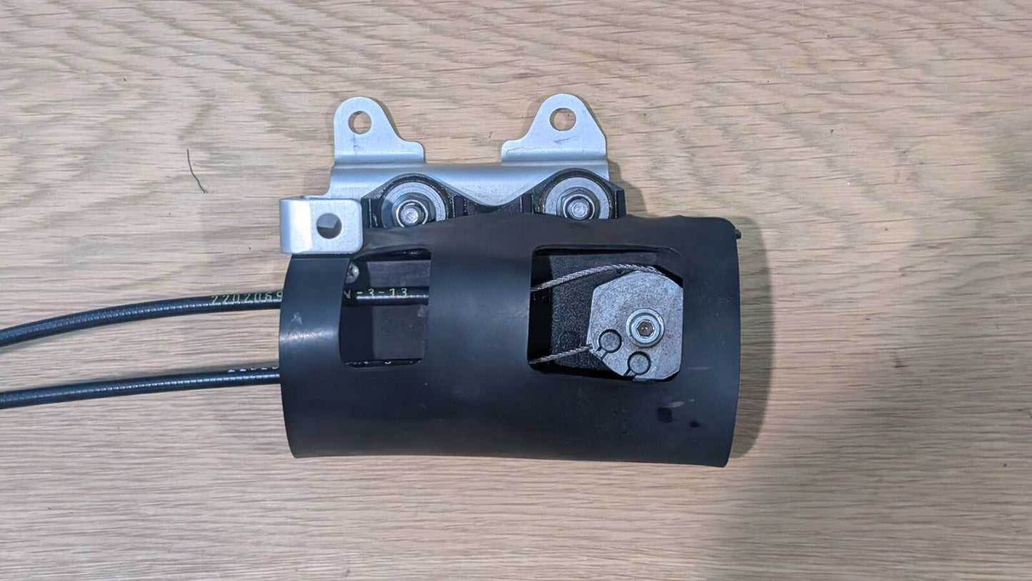 Exhaust Valve Servo with Cables Triumph Daytona T2202069 & T2202187