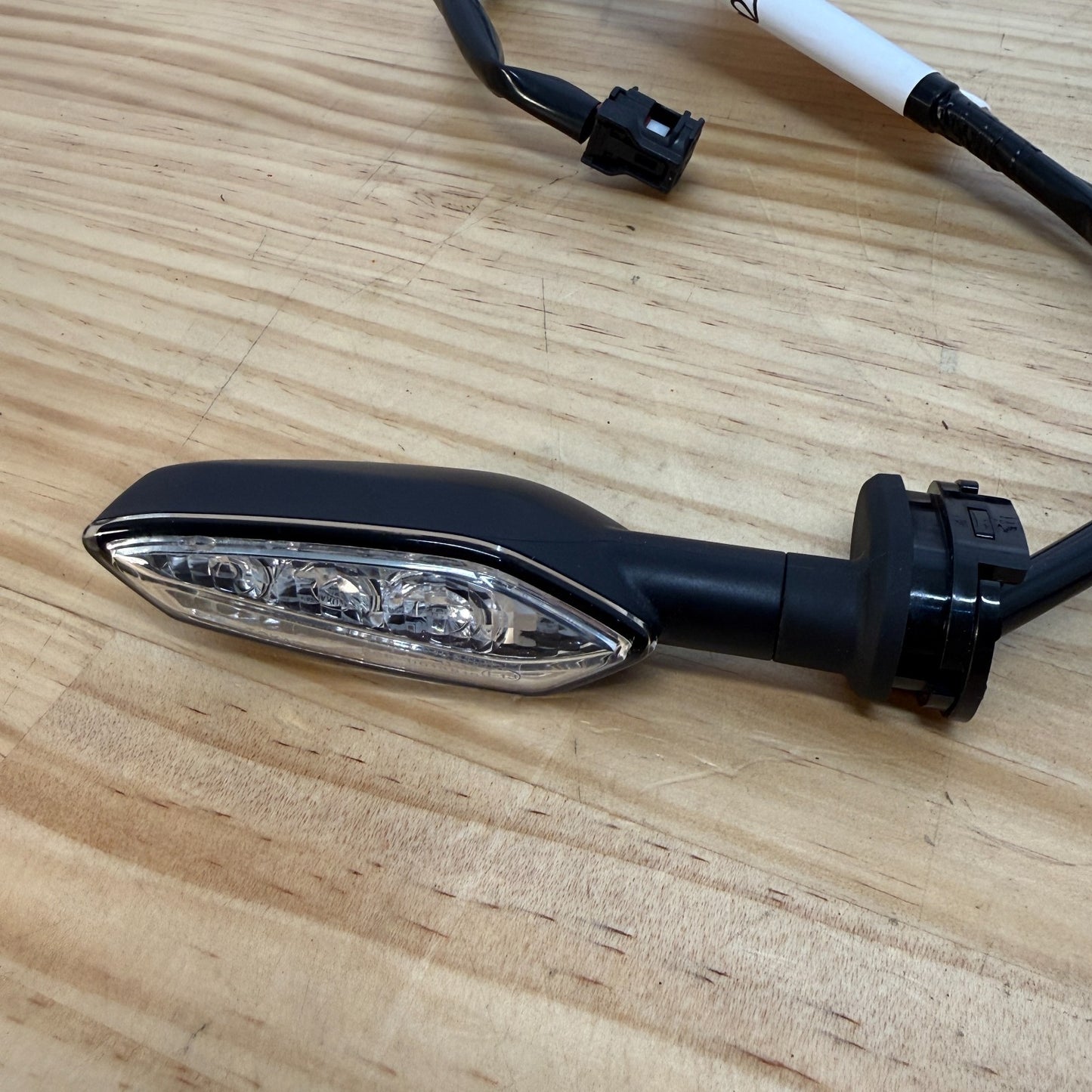 Yamaha YZF-R1 2015-2025 Rear Indicator Right Left 2CR-83340-00 2CR-83330-00 OEM