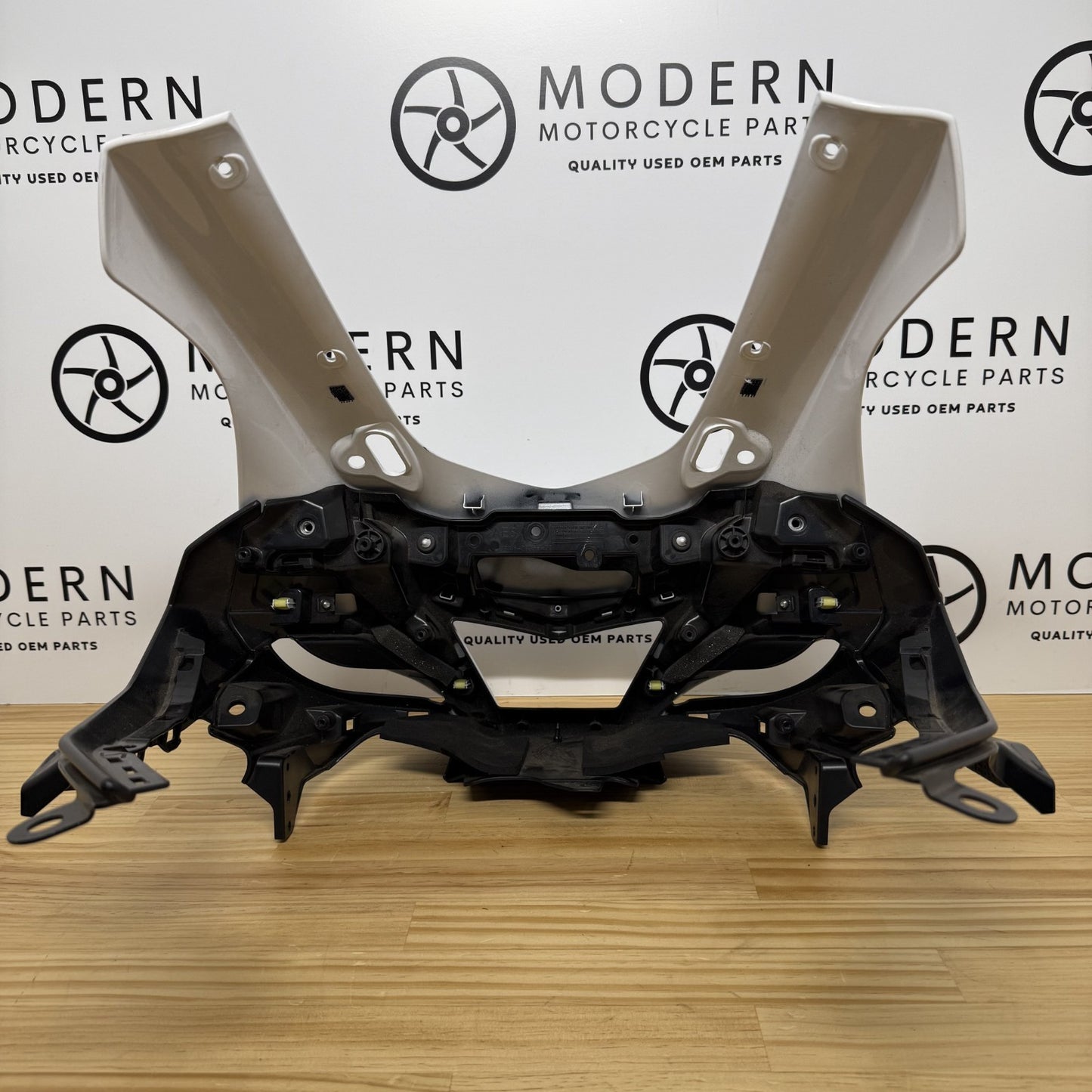 Yamaha YZF-R6 2017-2024 Front Upper Fairing BN6-Y283G-80-P1