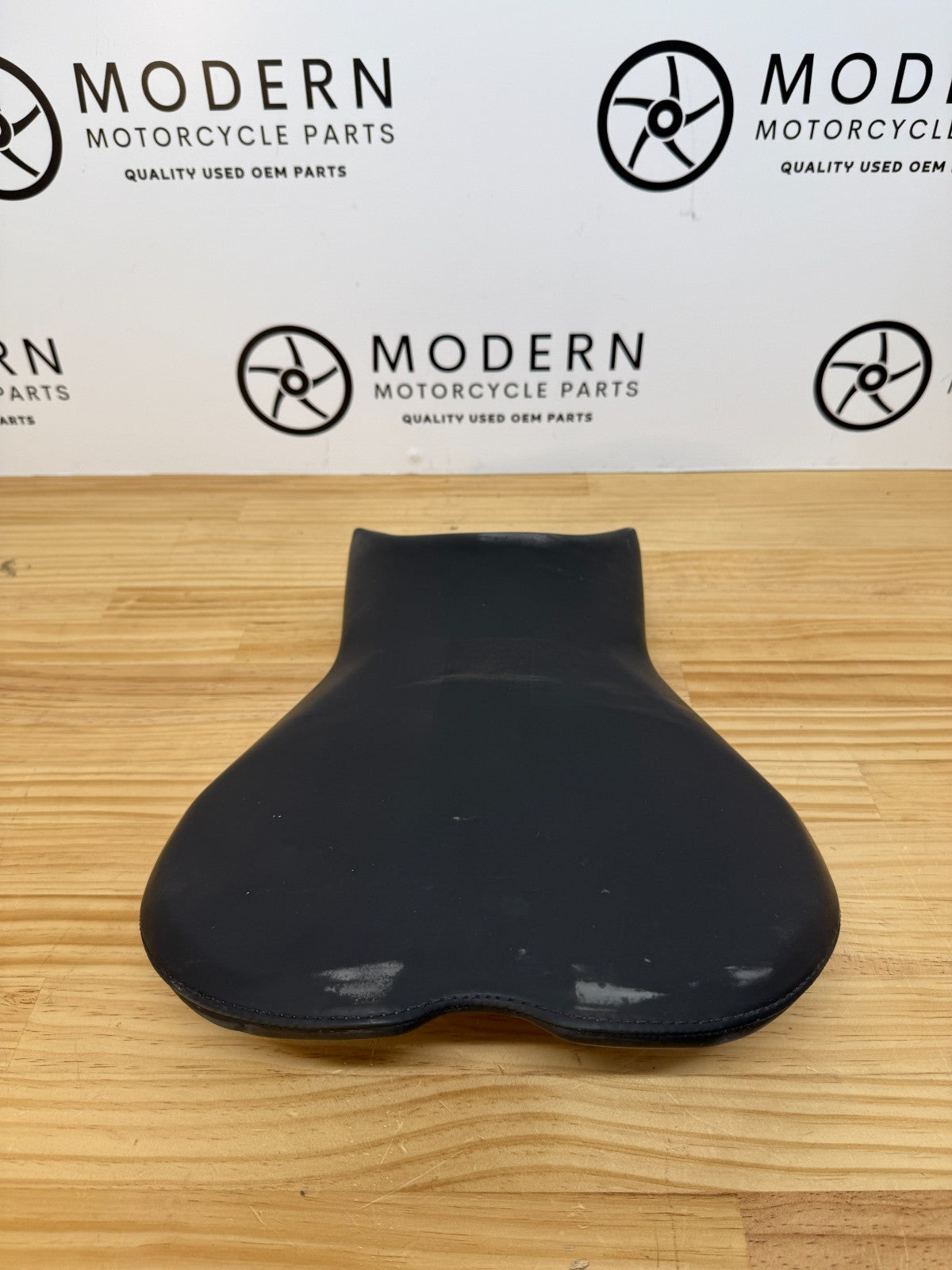 Triumph Daytona 675 2013-2017 Rider Seat T2301107 Genuine OEM