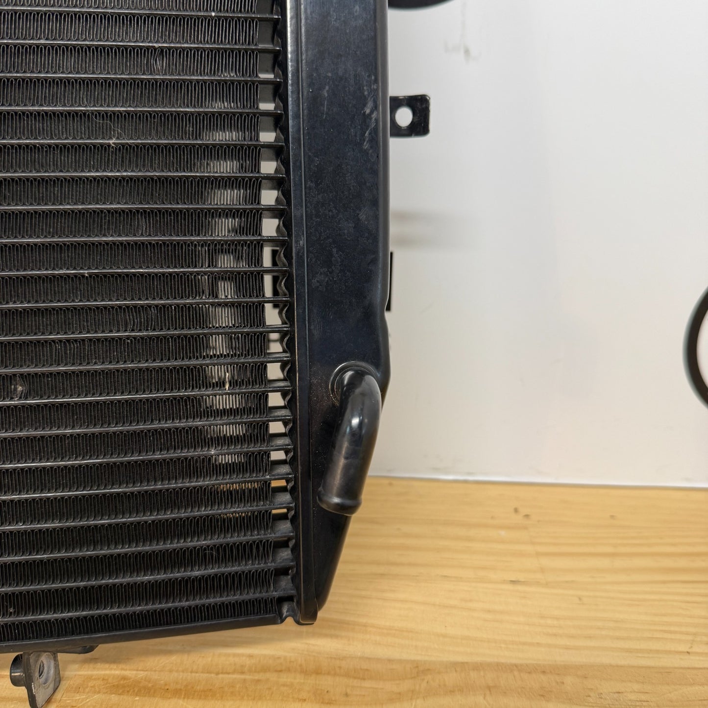 Triumph Daytona 675R 2009-2012 Radiator Complete T2100072 Genuine OEM