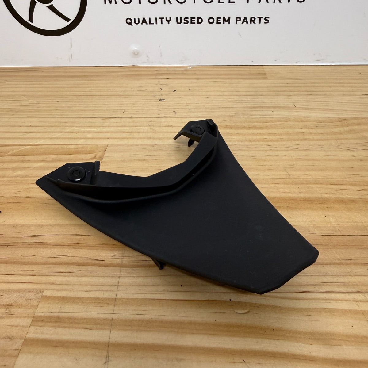 Yamaha YZF-R7 2022-2025 V Infill Fairing BEB-2171E Genuine OEM