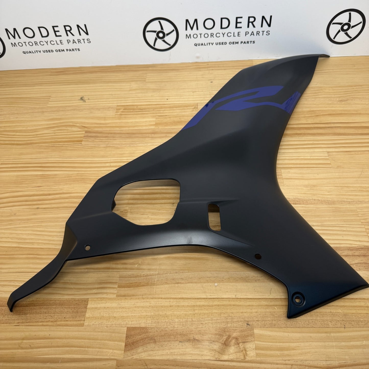 Yamaha YZF-R6 2017+ Right Outer Fairing Black BN6-W283V-00-P0 Genuine OEM