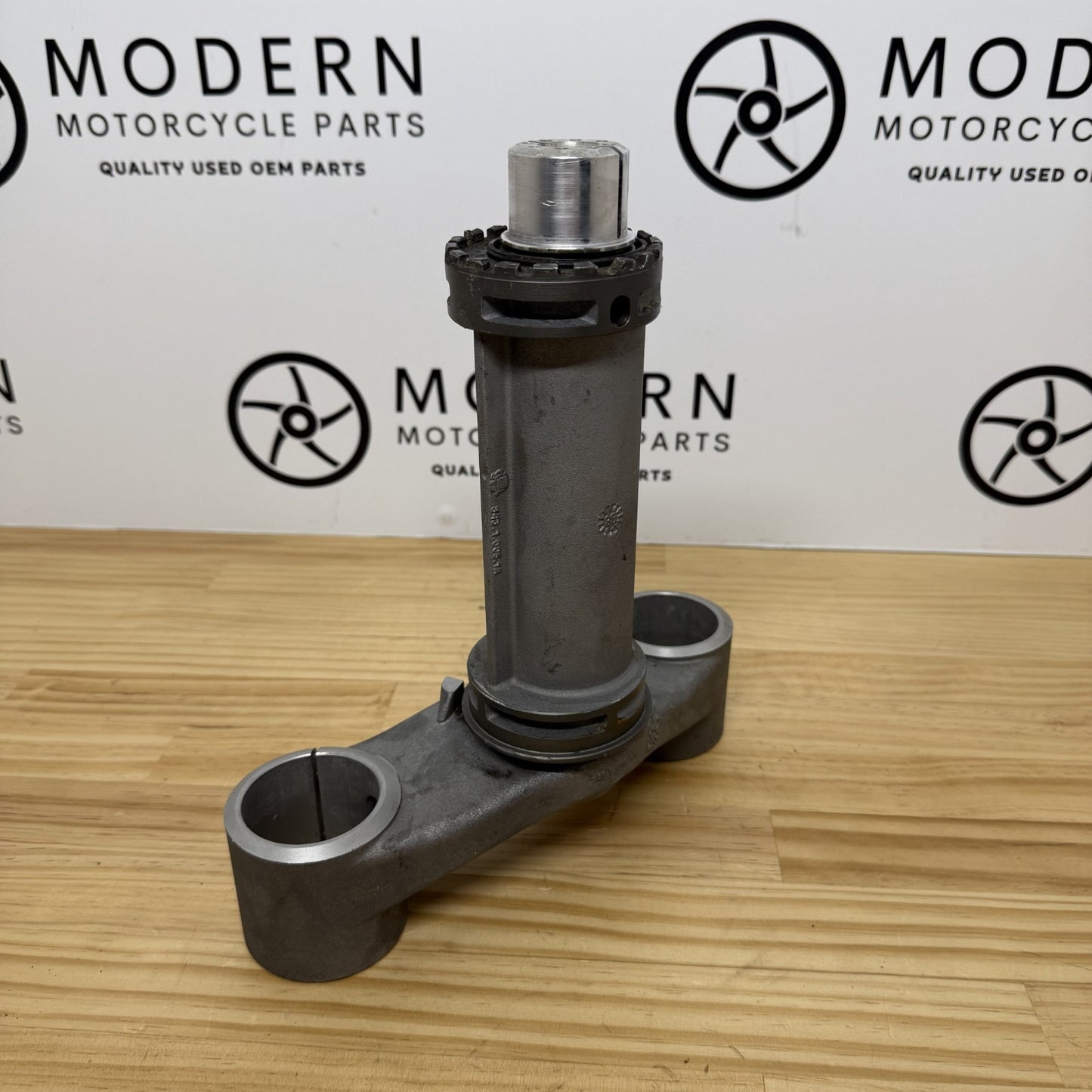 Ducati 748 916 996 1993-2000 Lower Triple Clamp OEM 842.1.010.1A
