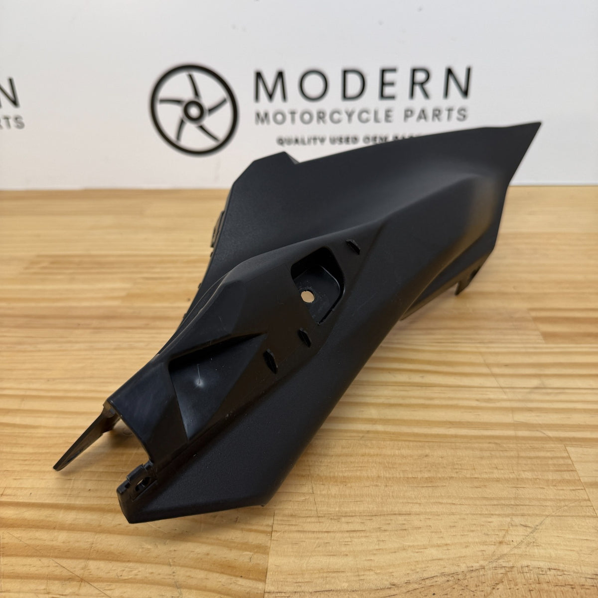 Yamaha YZF-R7 2022-2025 Infill Fairing BEB-21731 Genuine OEM