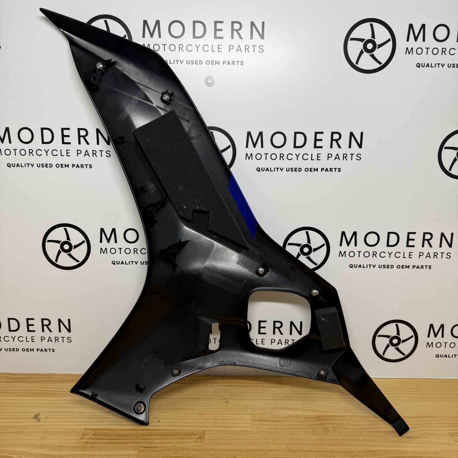 Yamaha YZF-R6 2017+ Right Outer Fairing Black BN6-W283V-00-P0 Genuine OEM
