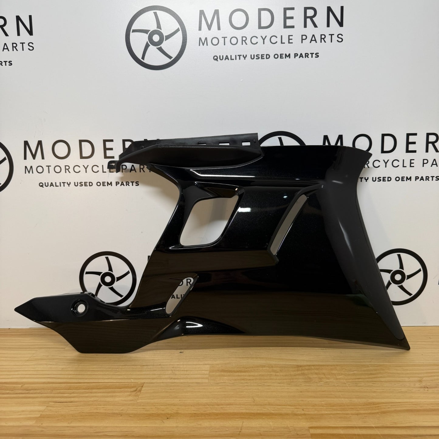 Yamaha YZF-R3 2019+ Right Lower Fairing Black B1X-F8395-00 Genuine OEM