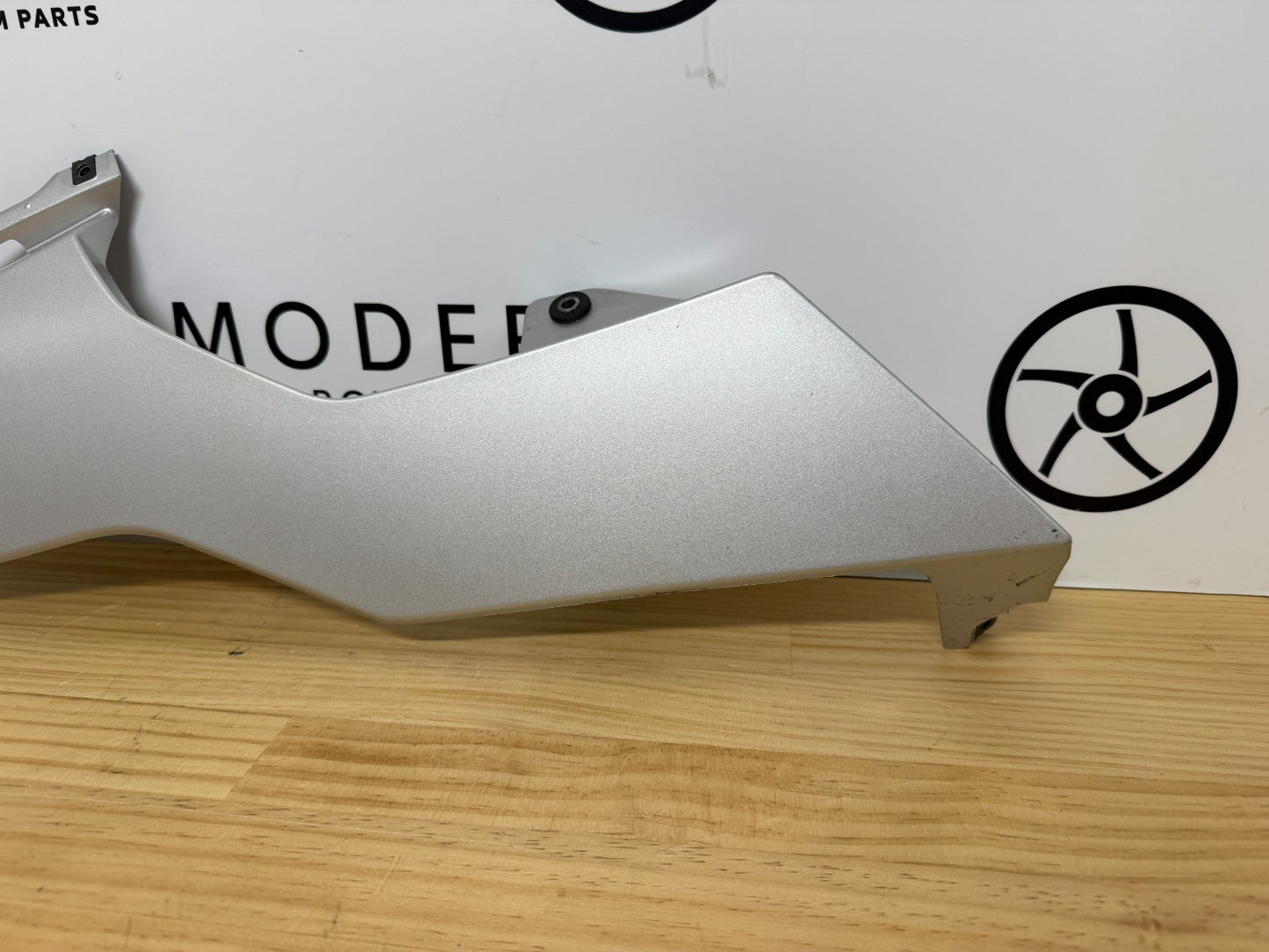 Yamaha YZF-R6 2017-2024 Left Lower Fairing Silver #1 BN6-28385-00-P1 Genuine OEM