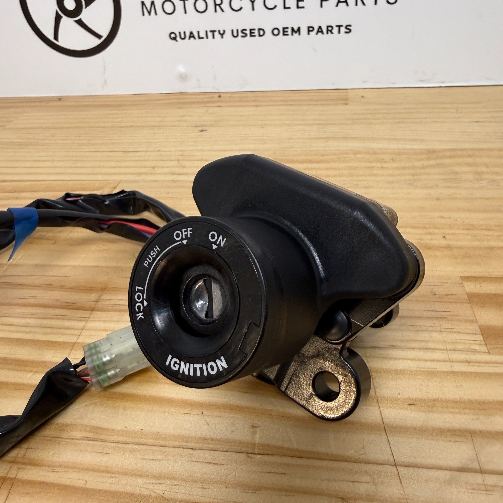 Yamaha YZF-R7 2022-2025 Ignition Barrel and Key BEB-8255P-00 Genuine OEM