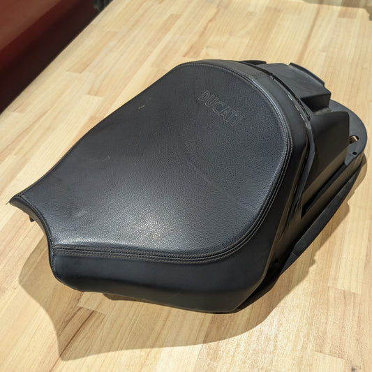 2006-2010 Ducati Sports Classic Monoposto Seat Unit 59520721A Genuine OEM