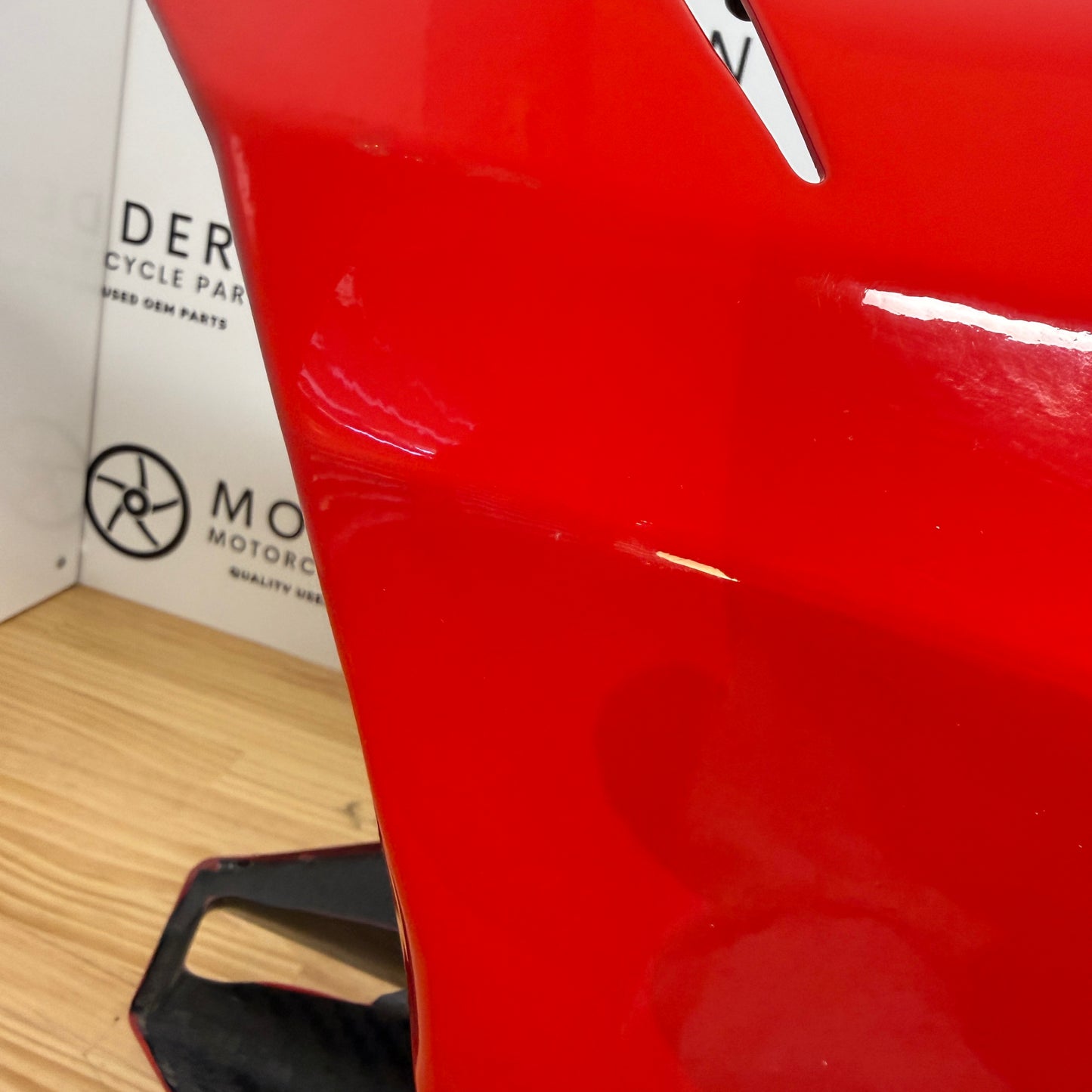 2009 Ducati 1098R Troy Bayliss LE Carbon Fibre Belly Pan 48012622AT Genuine OEM